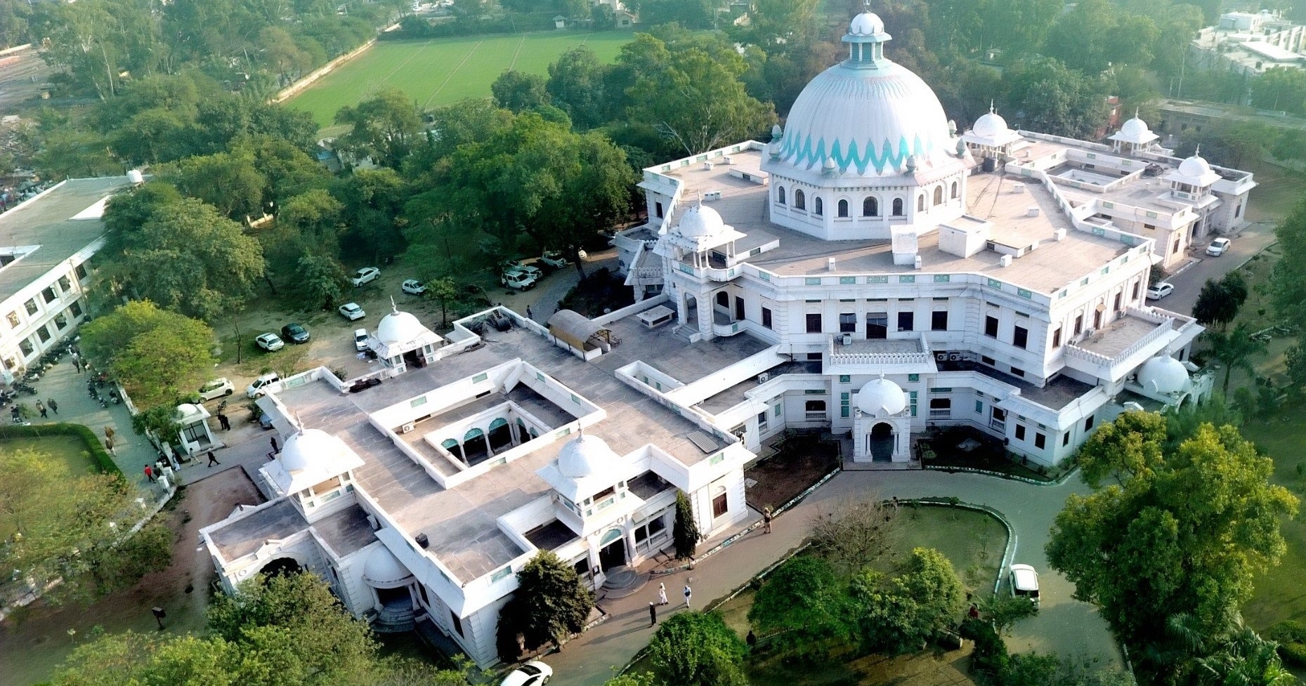 Dehradun to Faridkot Taxi